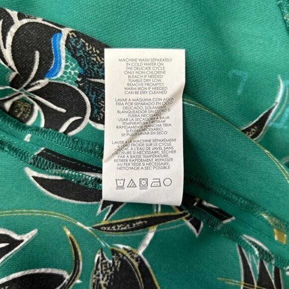 Cabi Womens Green Floral Sleeveless Top With Peplum Hem M Polyester - Picture 7 of 9